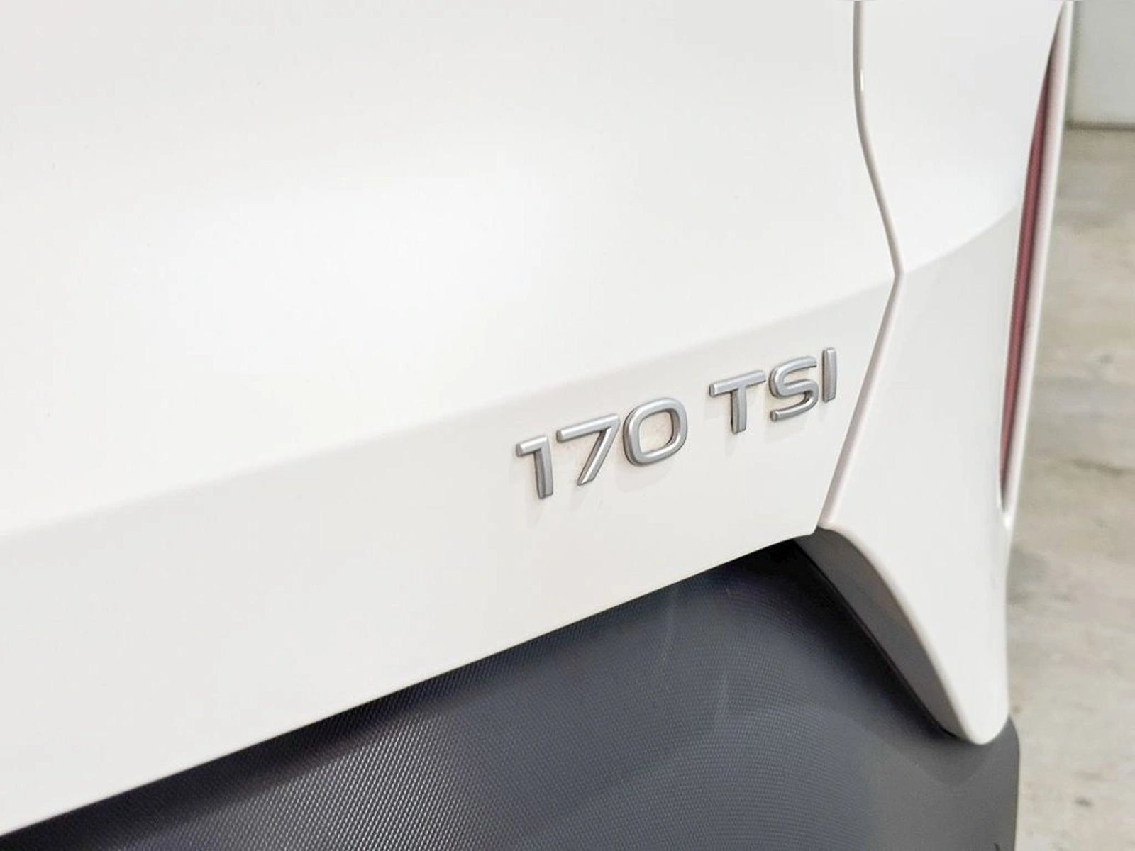 VOLKSWAGEN TERA 1.0 T COMFORTLINE AT 2026 - Imagen 8 de 17