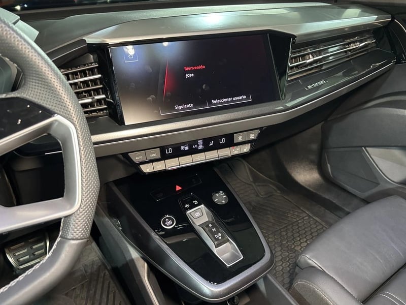 Audi Q4 SPORTBACK E TRON S LINE AUT 2025 - Imagen 13 de 19