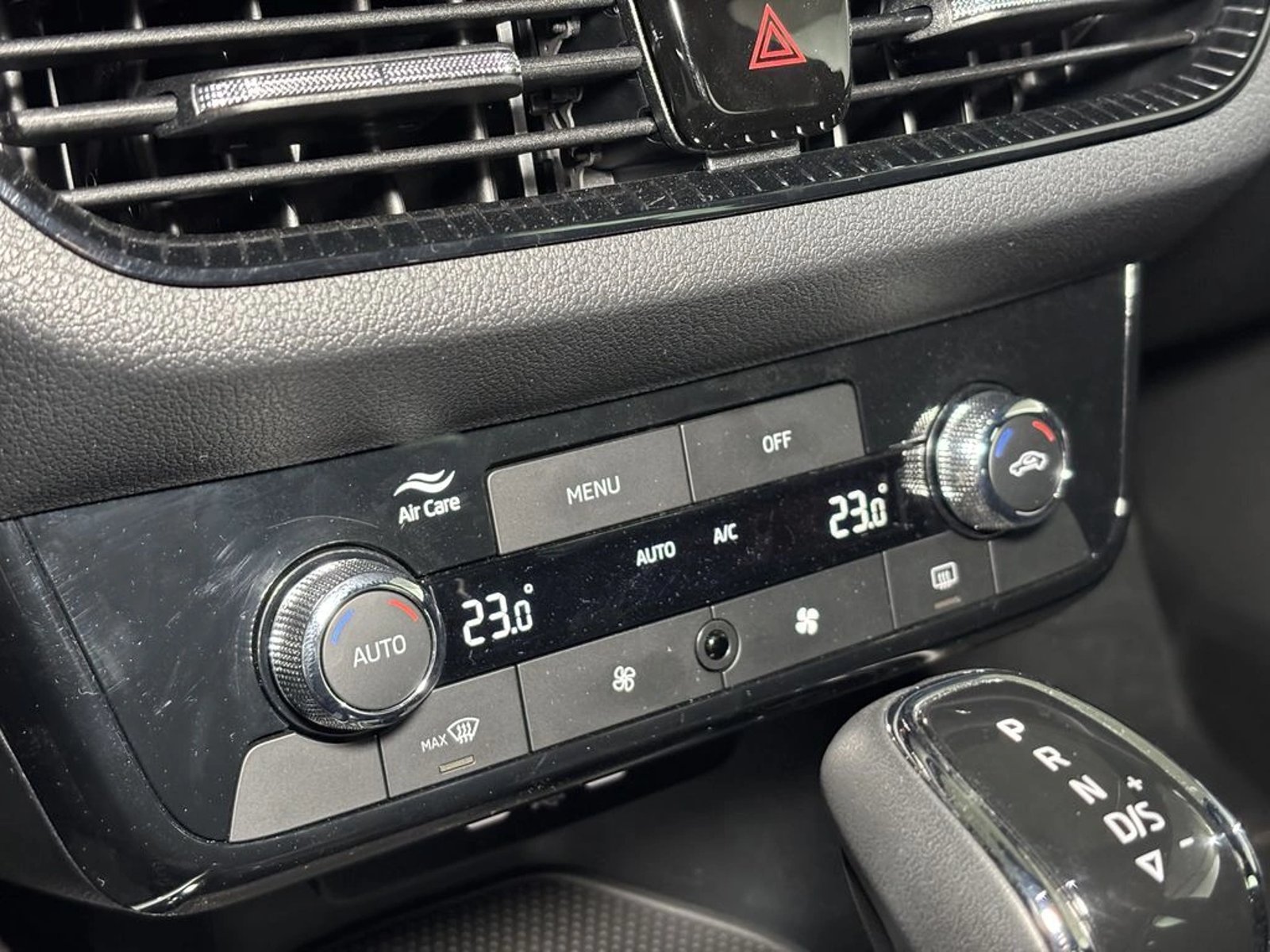 Skoda FABIA 1.0 TSI AT - Design 2026 - Imagen 12 de 16