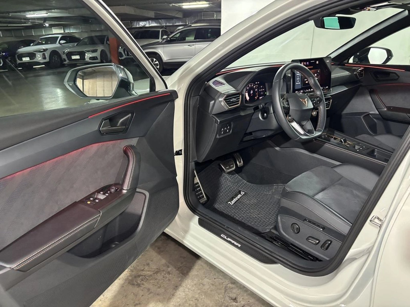 CUPRA LEÓN 1.5 TSI mHEV AT 2025 - Imagen 8 de 17