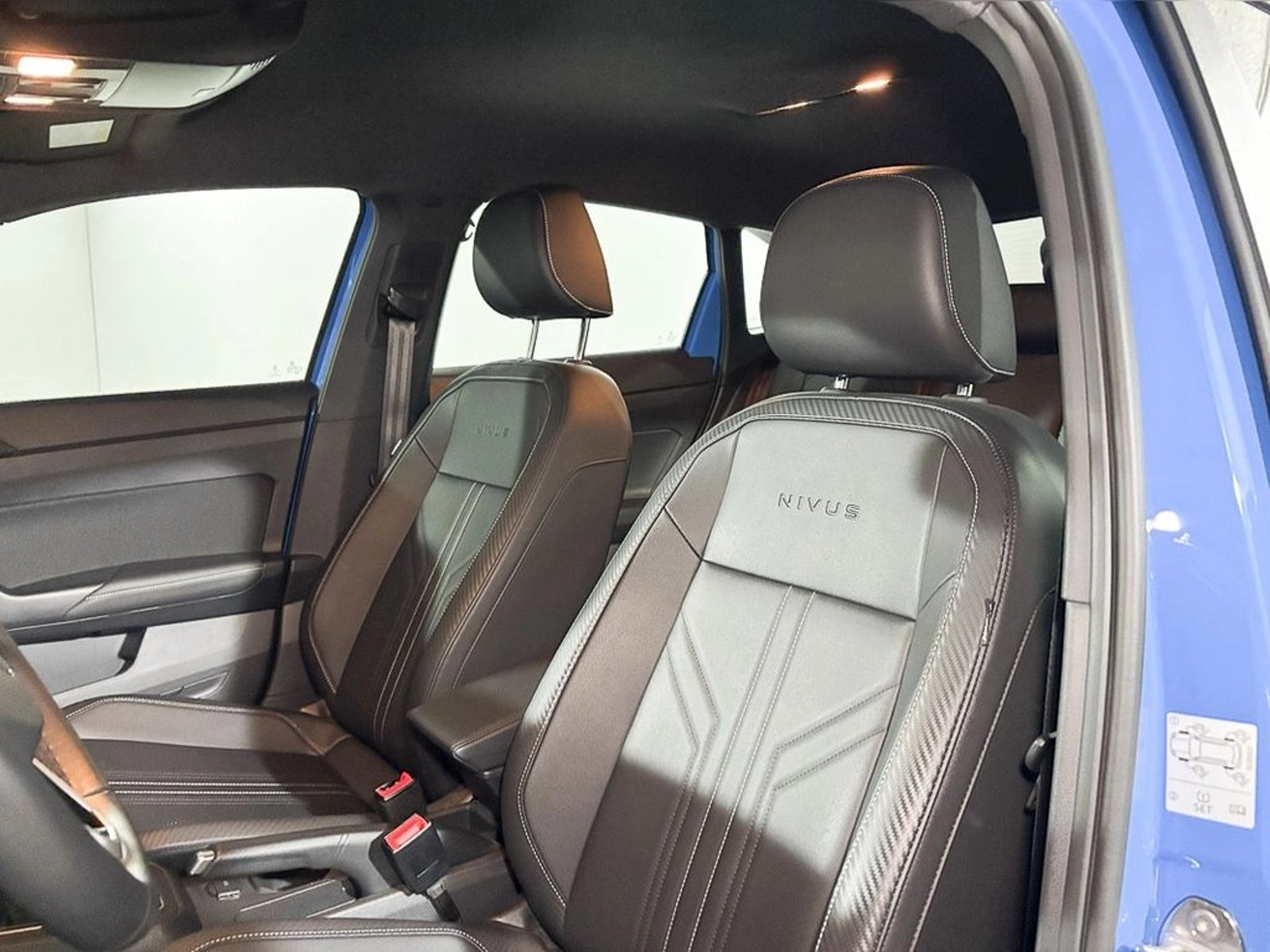 VOLKSWAGEN NIVUS 1.0 TSI HIGHLINE 4X2 AT 5P 2025 - Imagen 9 de 13