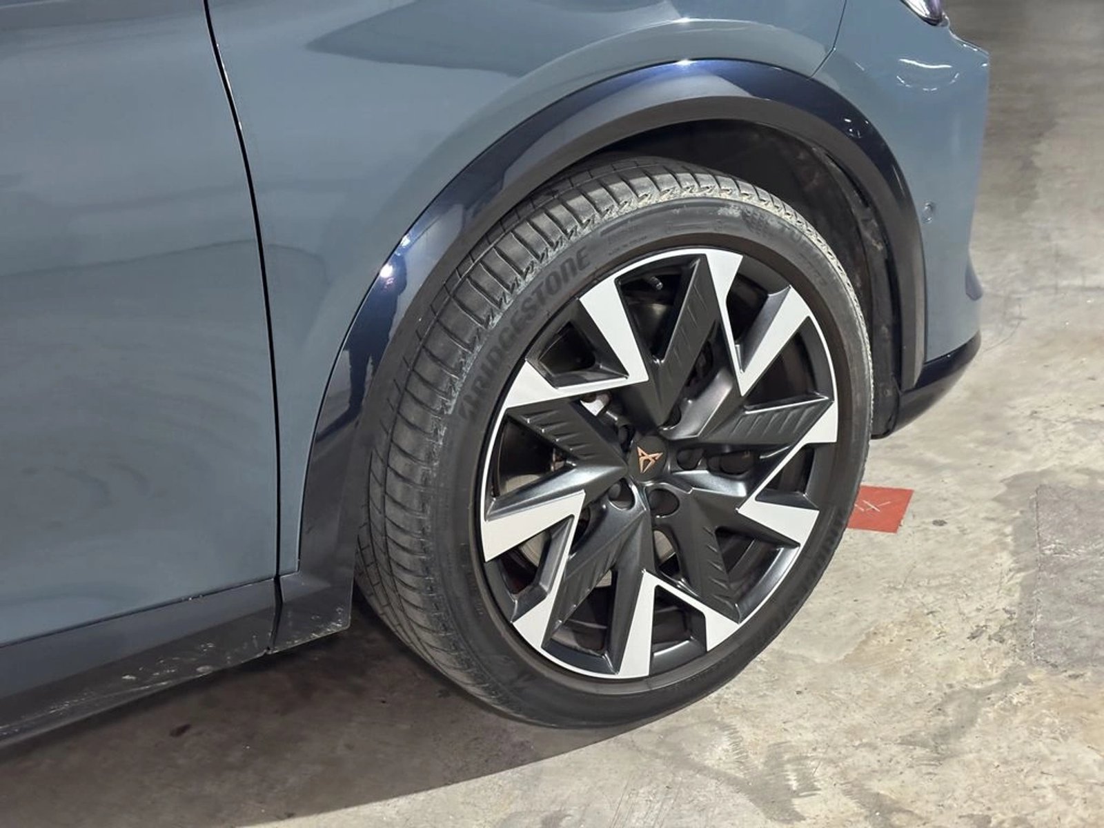 Cupra FORMENTOR VZ 2.0 TSI AT 4DRIVE 2025 - Foto 5 de 20