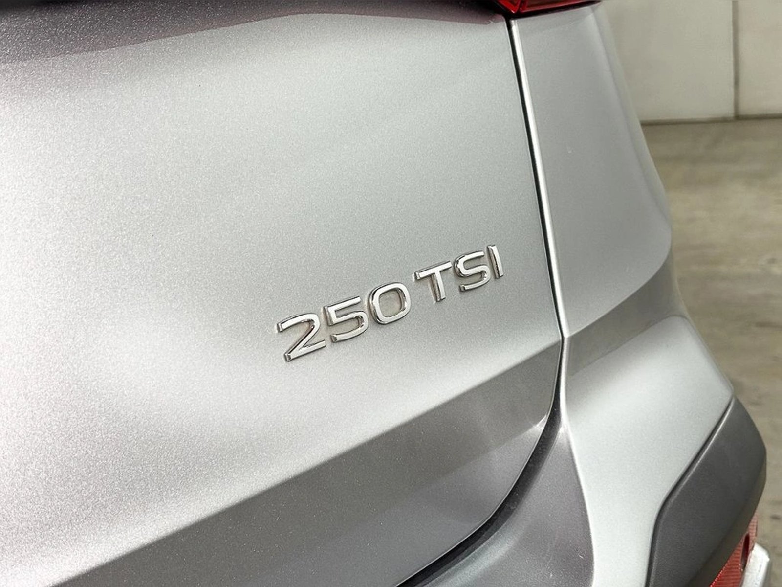 VOLKSWAGEN TAOS 1.4 TSI COMFORTLINE AT 2022 - Imagen 6 de 13