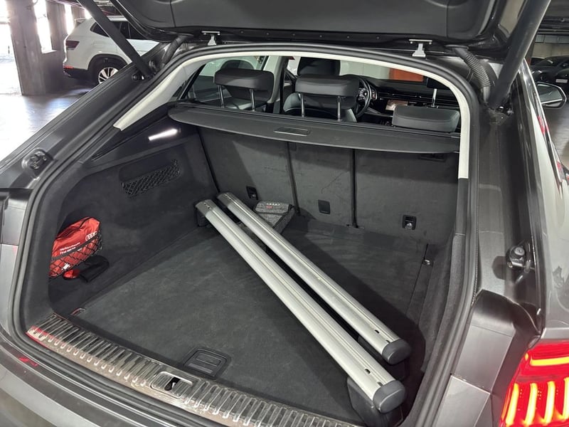 Audi Q8 55 TFSI 4X4 3.0 AUT 2021 - Imagen 12 de 20