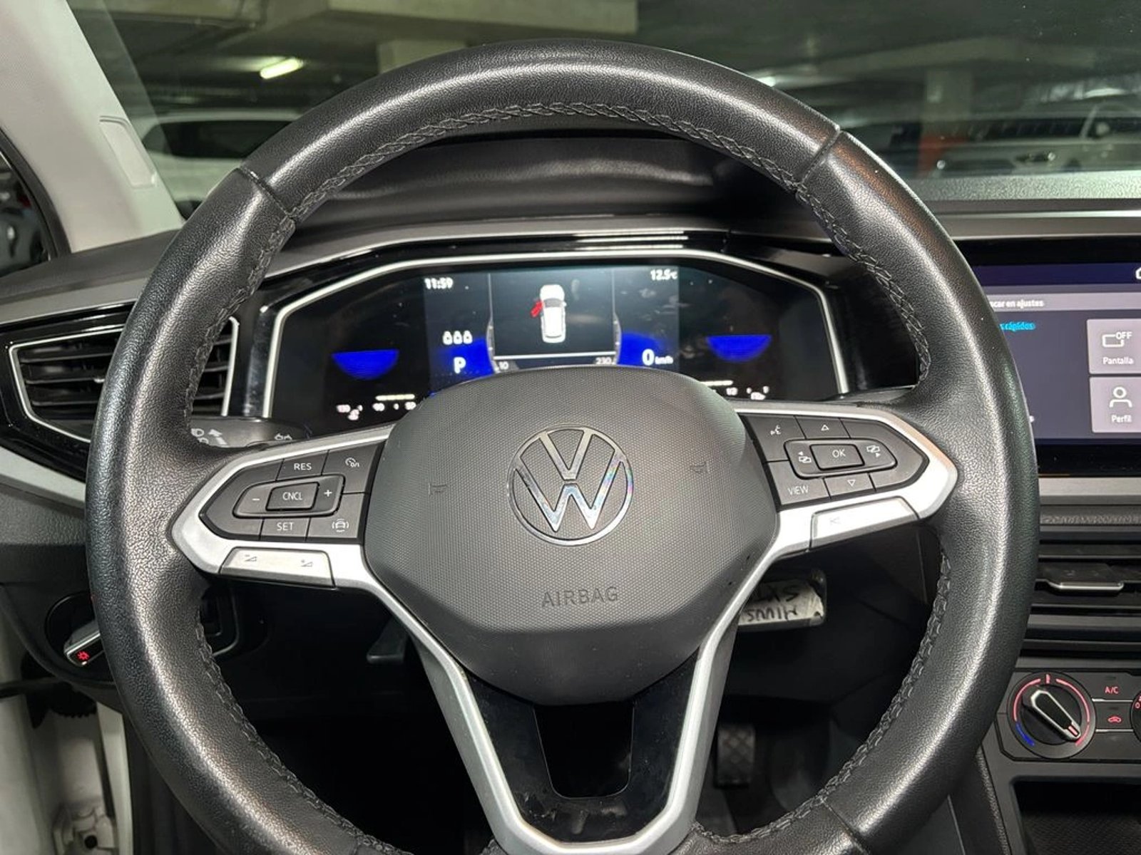 Volkswagen NIVUS 1.0 TSI AT Comfortline 2023 - Imagen 15 de 17