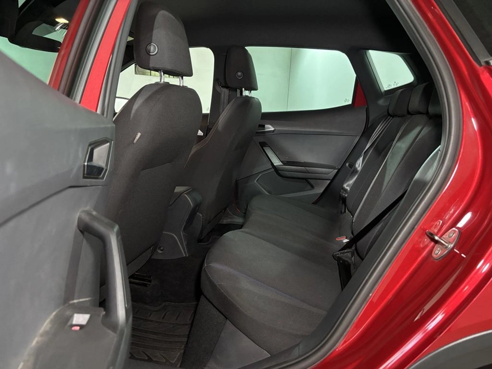 SEAT ARONA 1.6 STYLE AT 2023 - Imagen 9 de 16