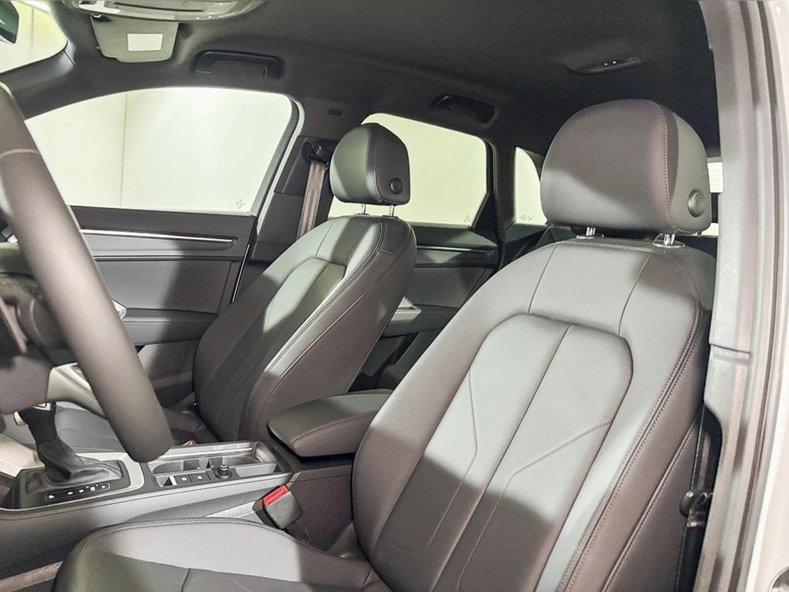 AUDI Q3 AUT 35 TFSI 2026 - Imagen 10 de 16