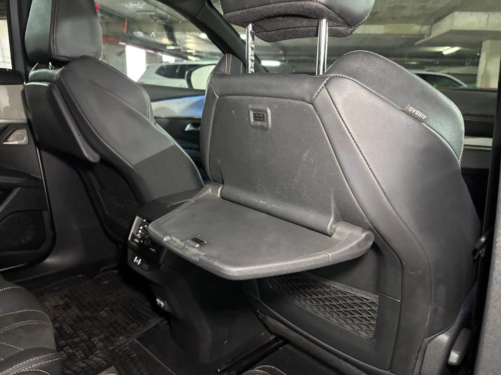 Peugeot 5008 PURETECH 180 EAT8 1.6 AUT 2023 - Imagen 8 de 20