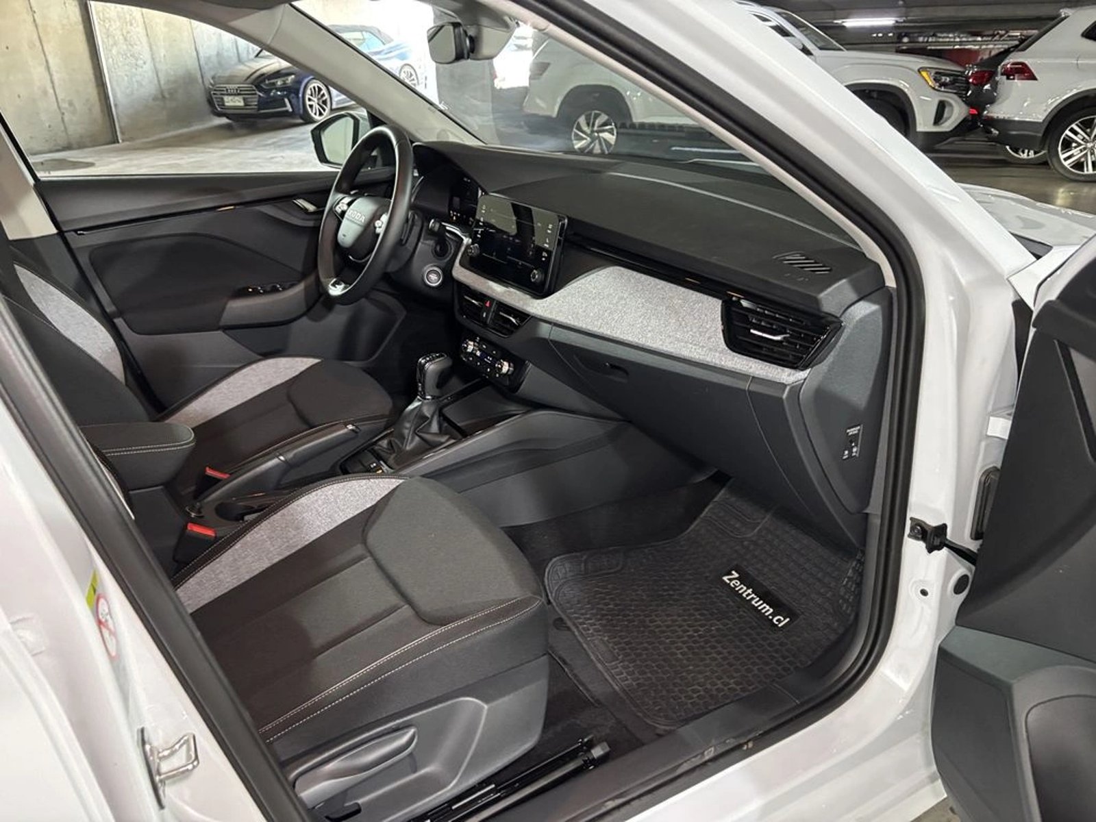 Skoda KAMIQ 1.5 TSI AT - Design 2027 - Imagen 8 de 20