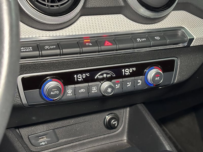 Audi Q2 35 TFSI 1.4 AUT 2023 - Imagen 16 de 20