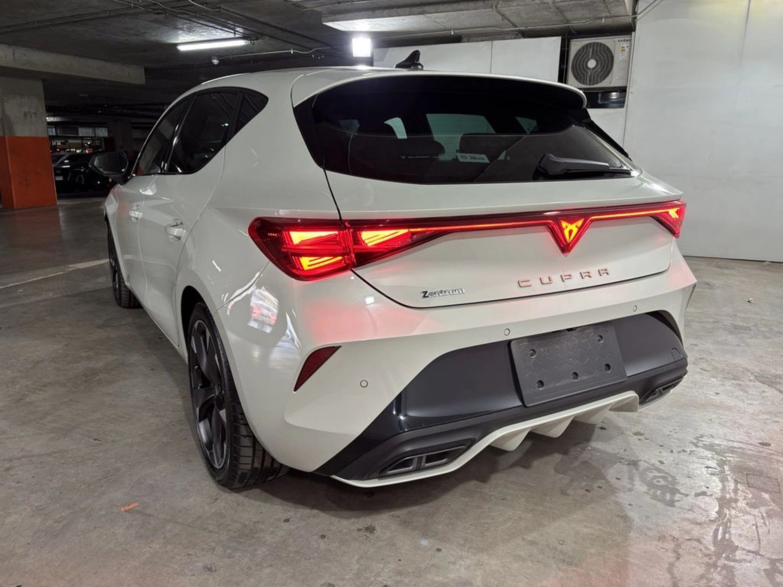 CUPRA LEÓN 1.5 TSI mHEV AT 2025 - Imagen 6 de 17