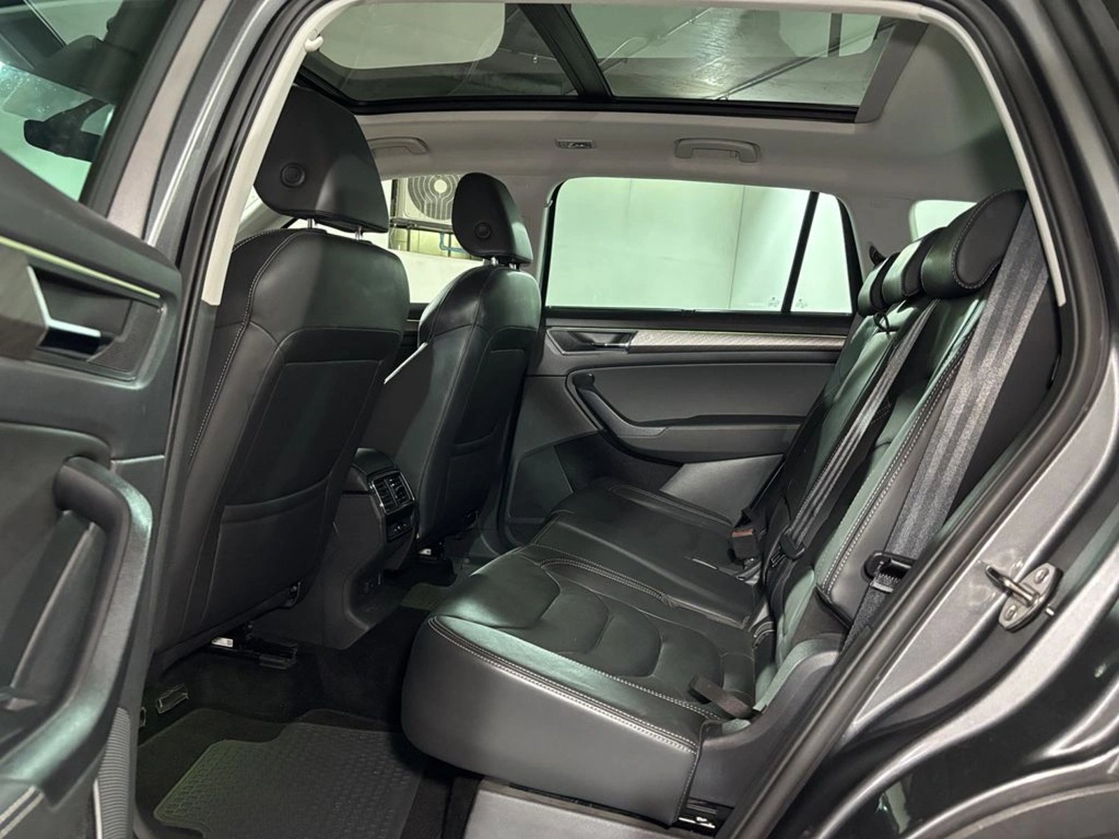 SKODA KODIAQ 2.0 TSI STYLE AT 4X4 2023 - Imagen 14 de 20
