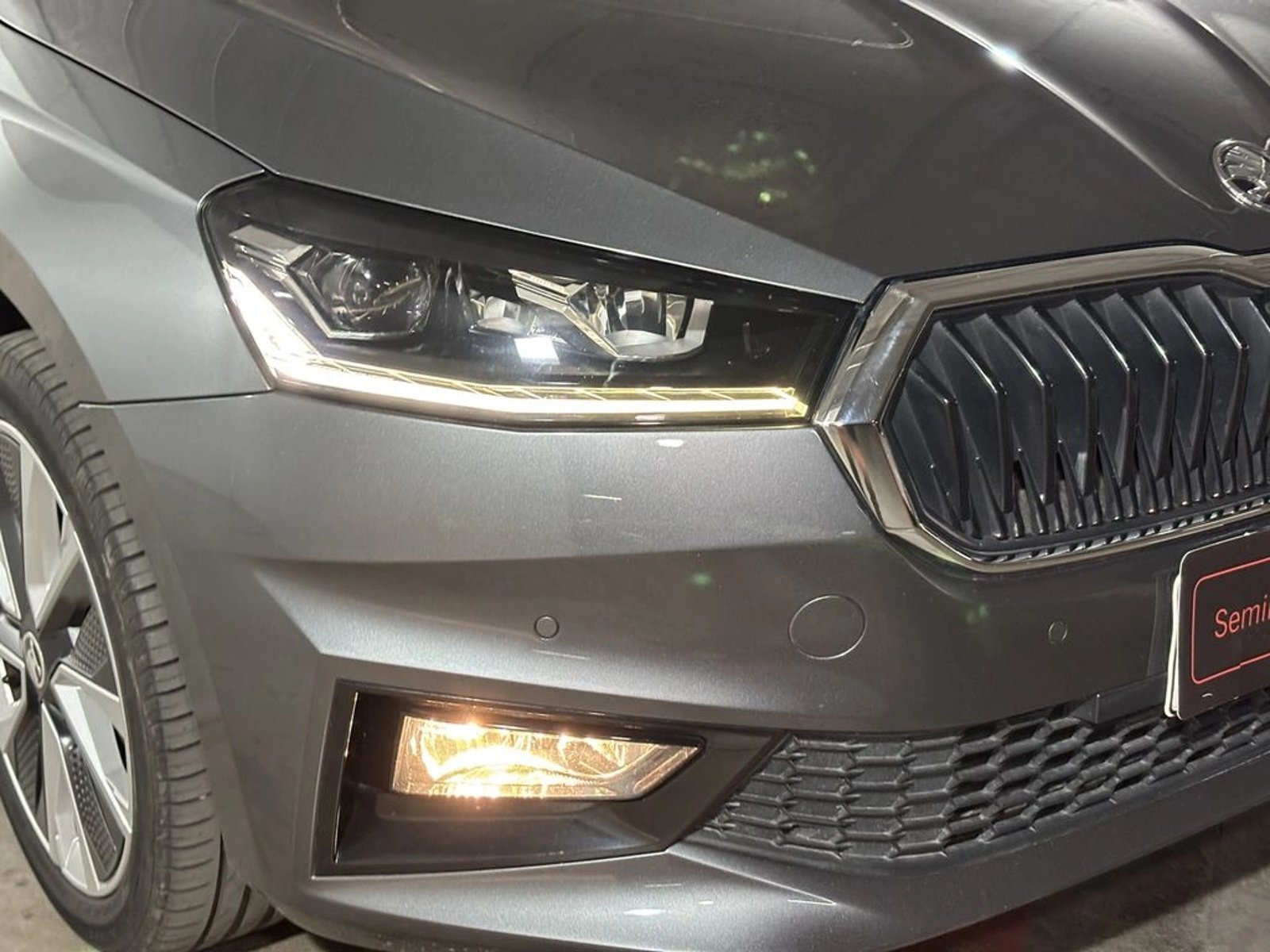 SKODA FABIA 1.0  TSI MT - Style 2022 - Foto 4 de 18