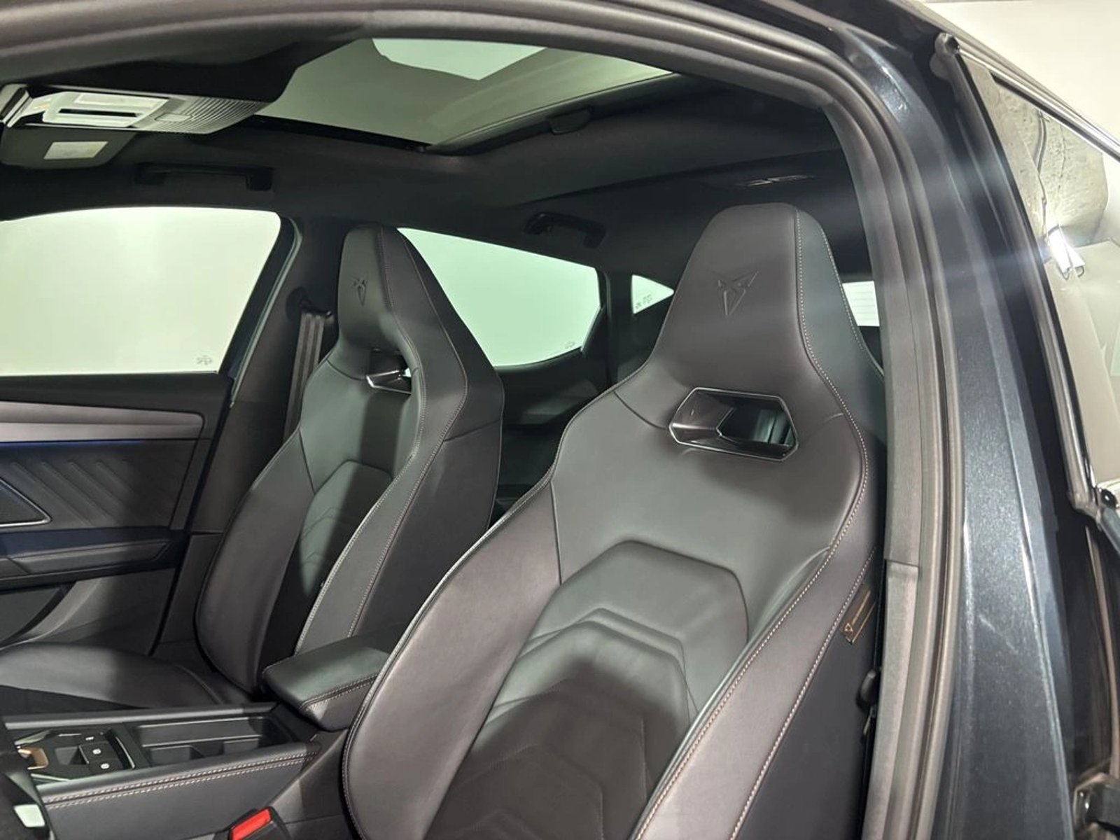 Cupra LEÓN VZ 2.0 TSI AT 2026 - Imagen 11 de 19