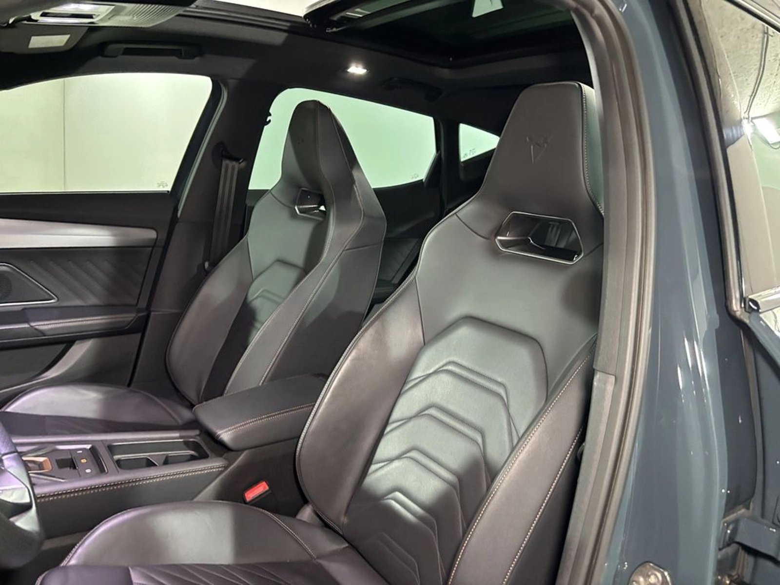 Cupra FORMENTOR VZ 2.0 TSI AT 4DRIVE 2025 - Imagen 15 de 20