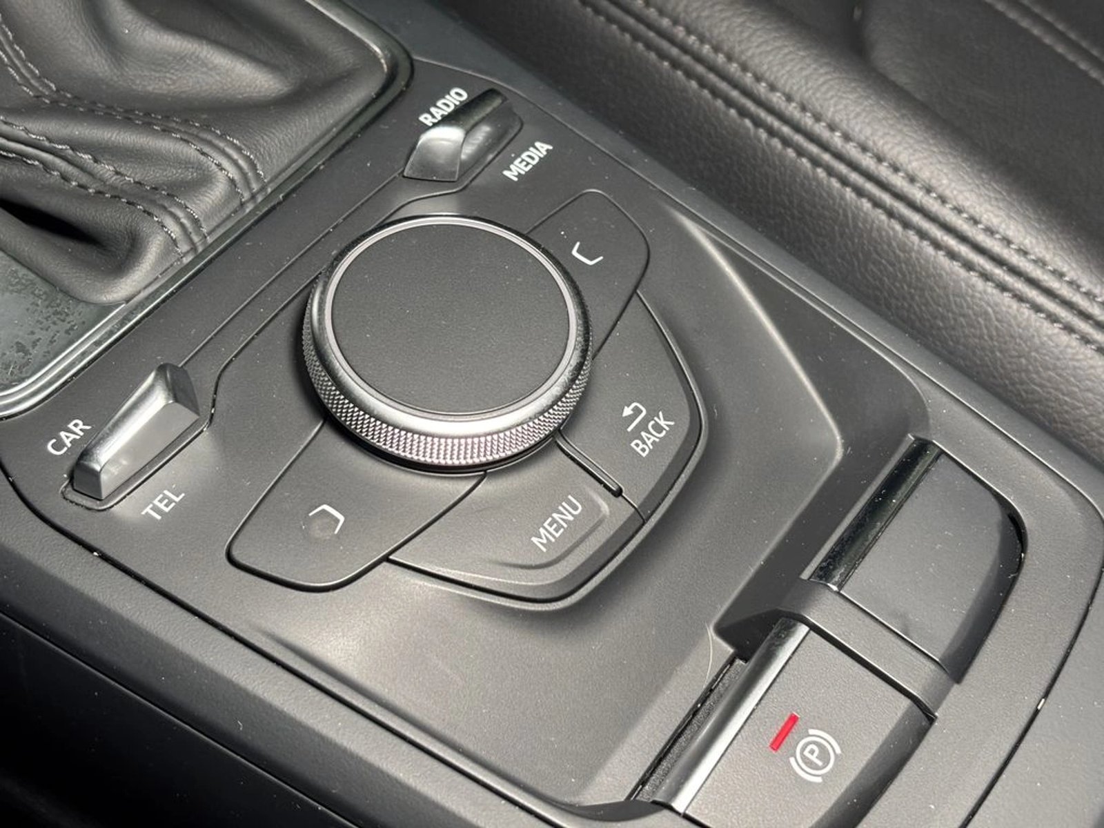Audi Q2 1.4 35 TFSI SPORT AT 2020 - Imagen 15 de 20