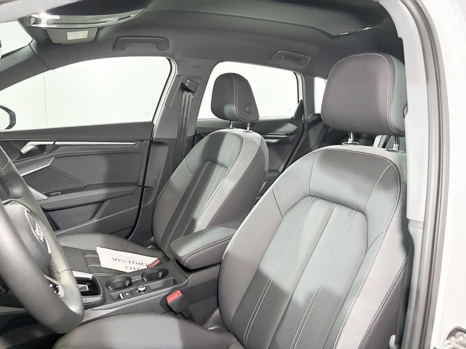 AUDI A3 SPORTBACK 1.5 AUT 2025 - Imagen 8 de 12