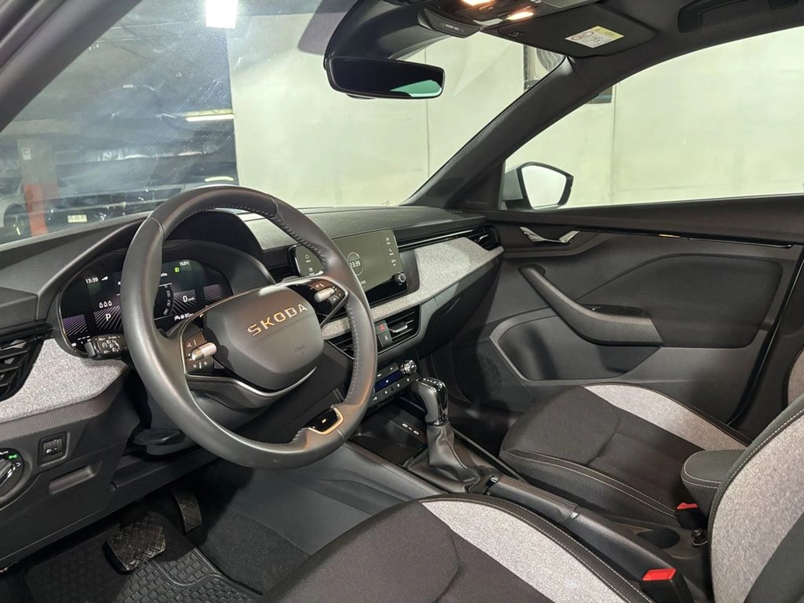 Skoda FABIA 1.5 TSI AT - Design 2027 - Imagen 14 de 20