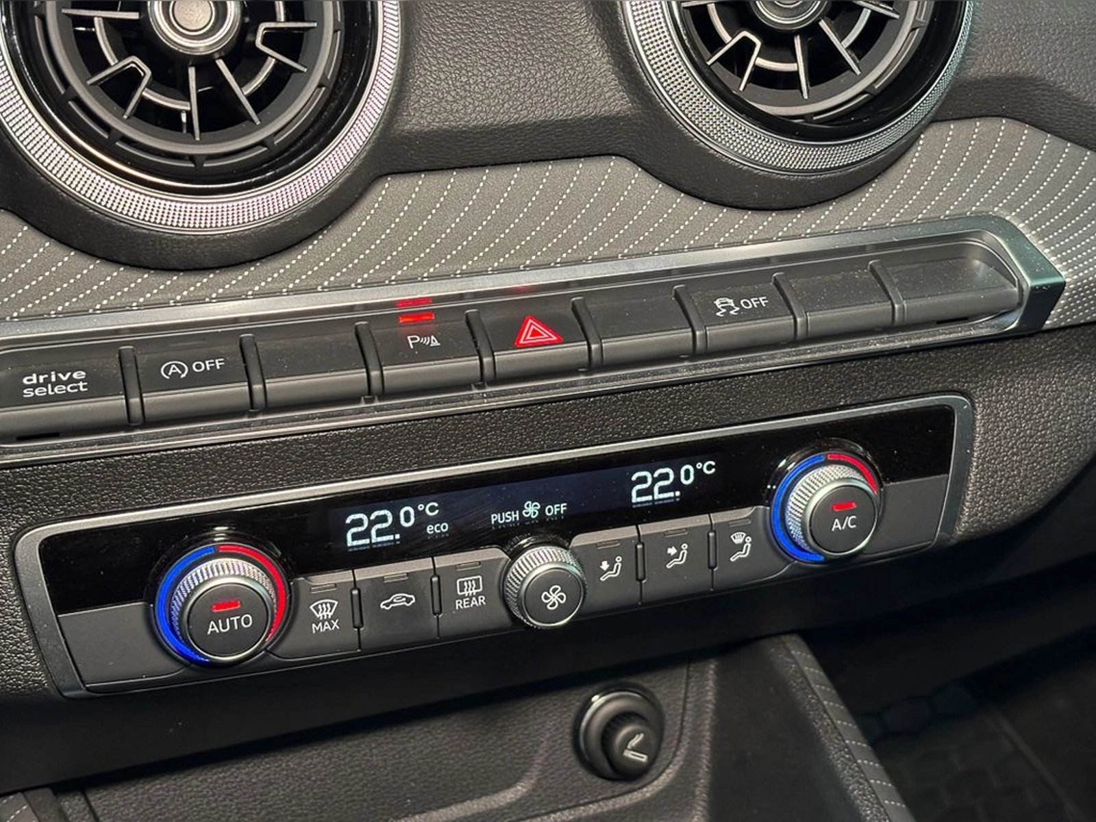 AUDI Q2 1.4 35 TFSI 4X2 AT 5P 2025 - Imagen 11 de 15