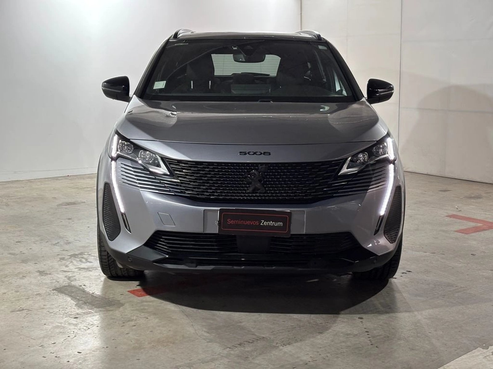 Peugeot 5008 PURETECH 180 EAT8 1.6 AUT 2023 - Foto 2 de 20