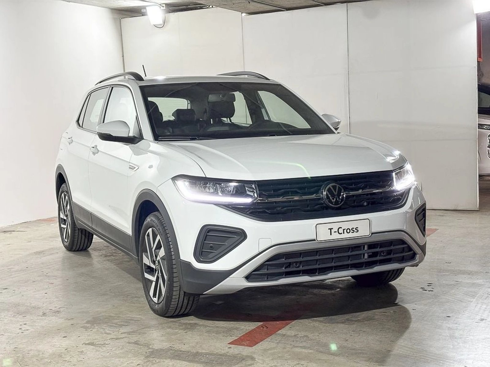VOLKSWAGEN T-CROSS 1.0 TSI AT Comfortline 2026 - Foto 3 de 17