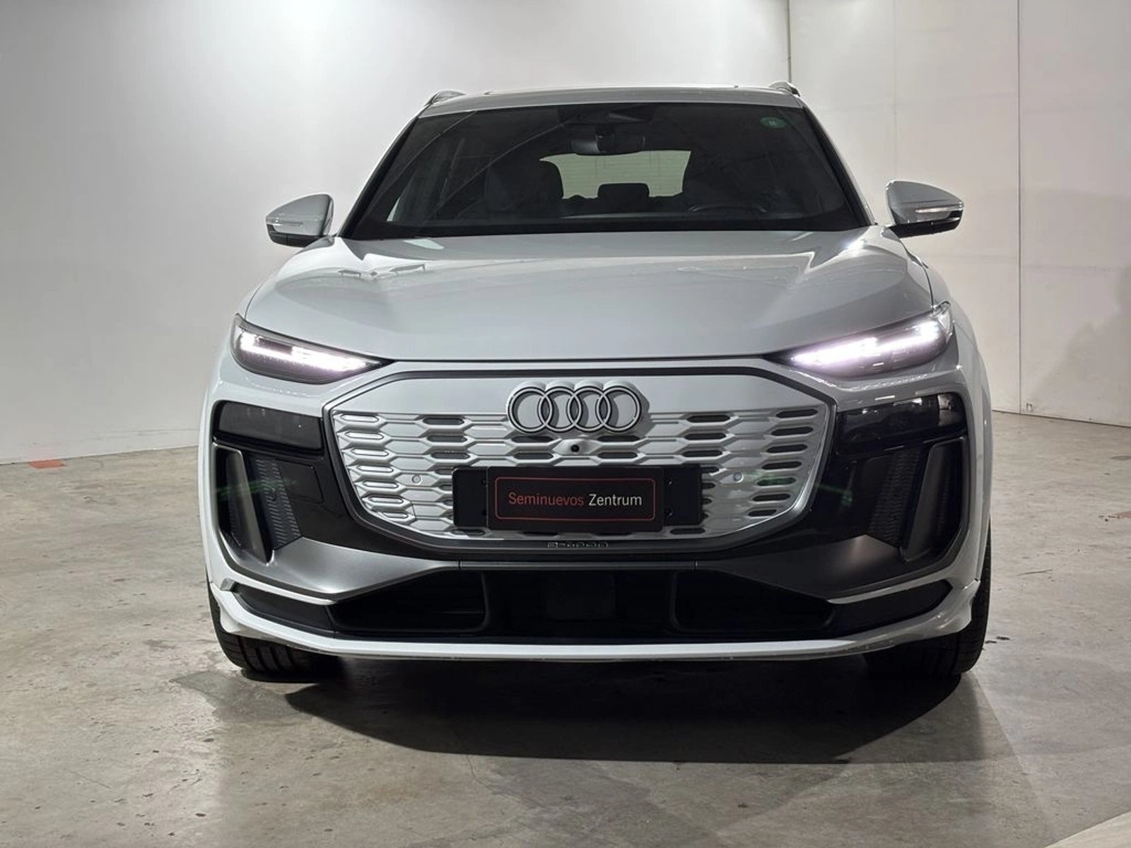 Audi Q6 e-tron ELECTRICO 2026 - Foto 2 de 20