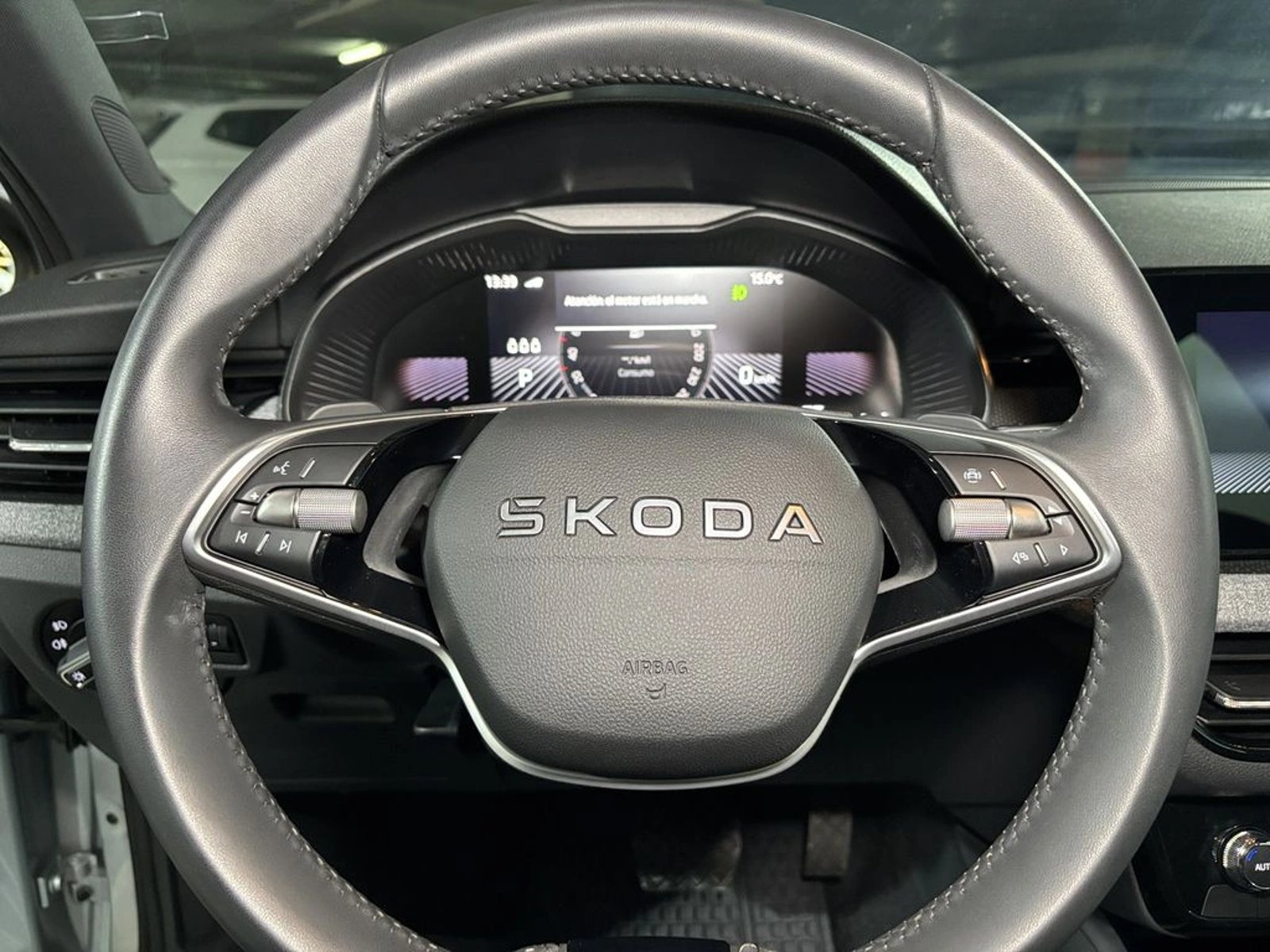 Skoda FABIA 1.5 TSI AT - Design 2027 - Imagen 20 de 20