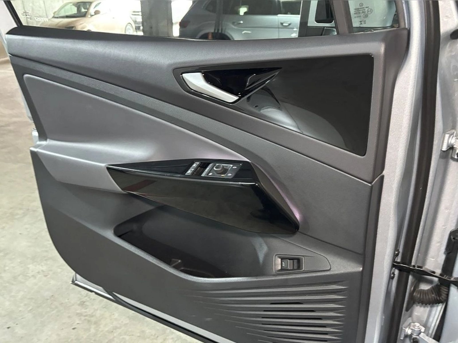 VOLKSWAGEN ID4 ID4 PRO AUT 2025 - Imagen 14 de 17