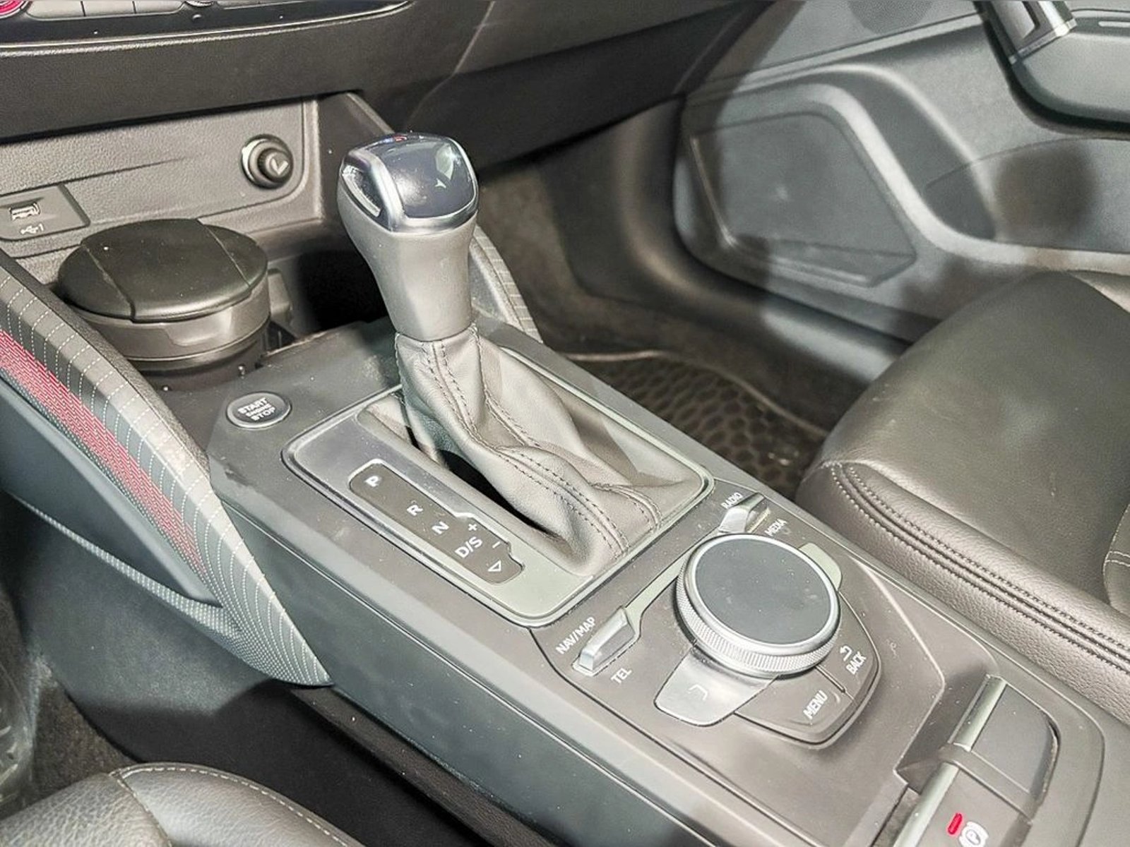 AUDI Q2 35 TFSI 1.4 SPORT AT 2025 - Imagen 10 de 15