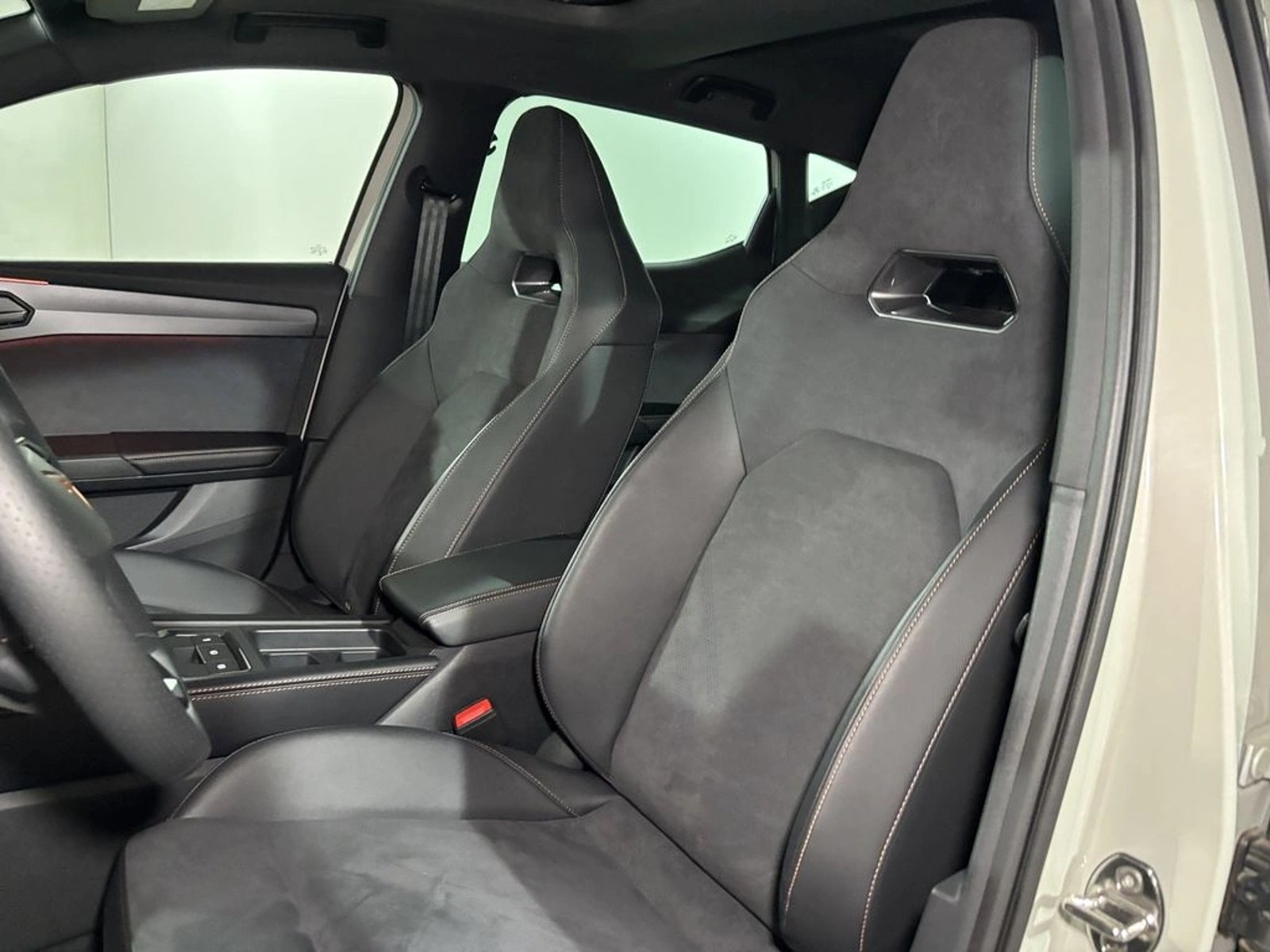 CUPRA LEÓN 1.5 TSI mHEV AT 2025 - Imagen 10 de 17