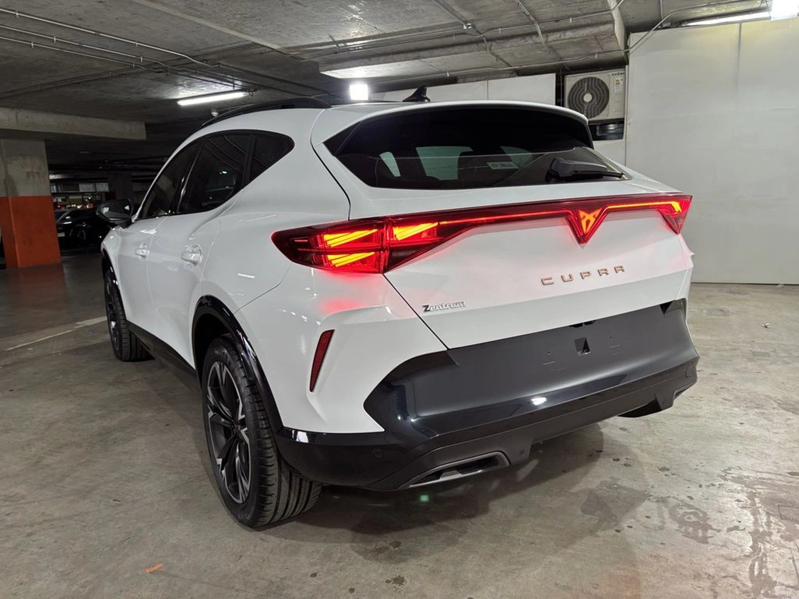 CUPRA FORMENTOR 2.0 TSI AT 4Drive 2026 - Foto 5 de 18