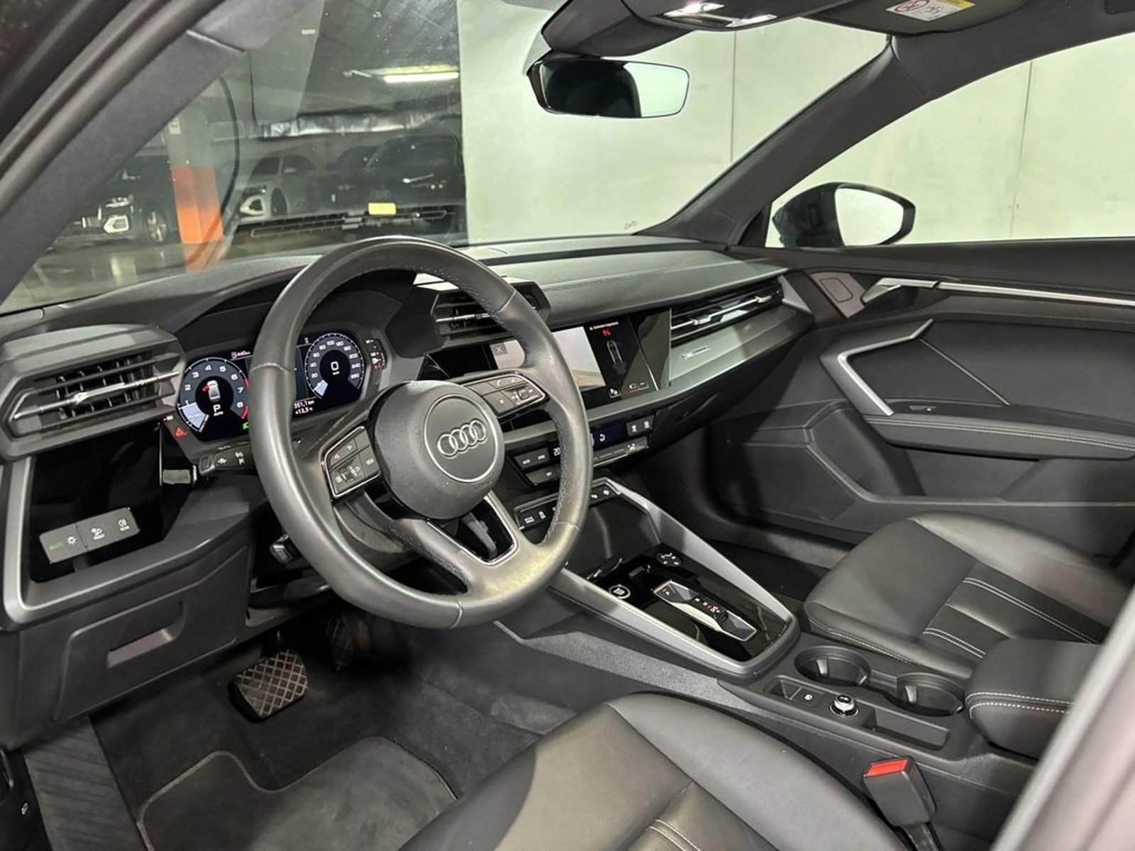 Audi A3 Sedan PI 35 TFSI 2025 - Imagen 10 de 17