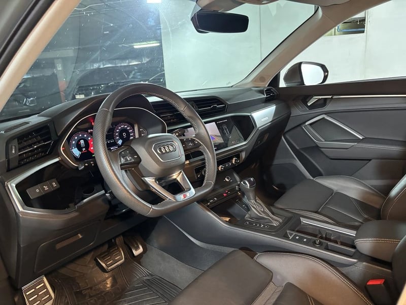 Audi Q3 35 TFSI S line 2025 - Imagen 14 de 20