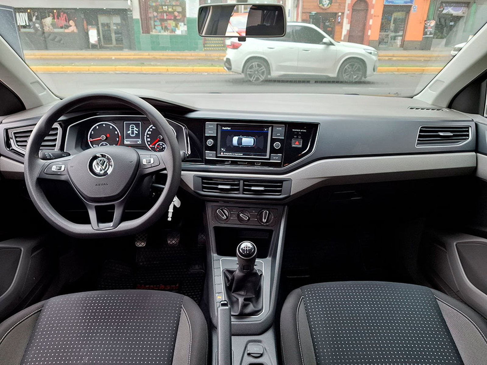 VOLKSWAGEN POLO 1.6 MT Comfortline 2021 - Imagen 8 de 20