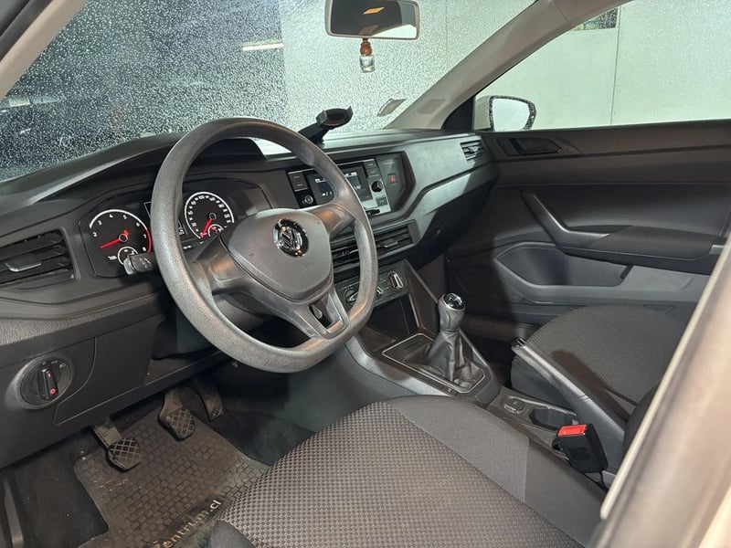 Volkswagen POLO 1.6 TRENDLINE MT 2021 - Imagen 5 de 20