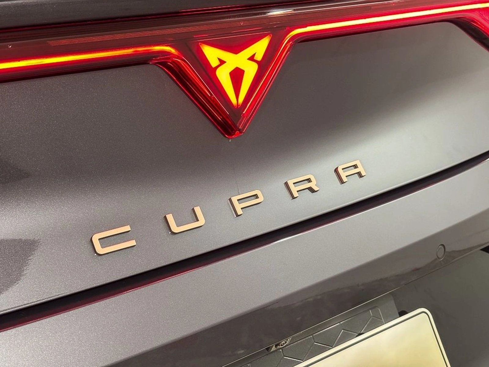 SEAT LEON 1.5 TSI mHEV AT 2025 - Imagen 6 de 14