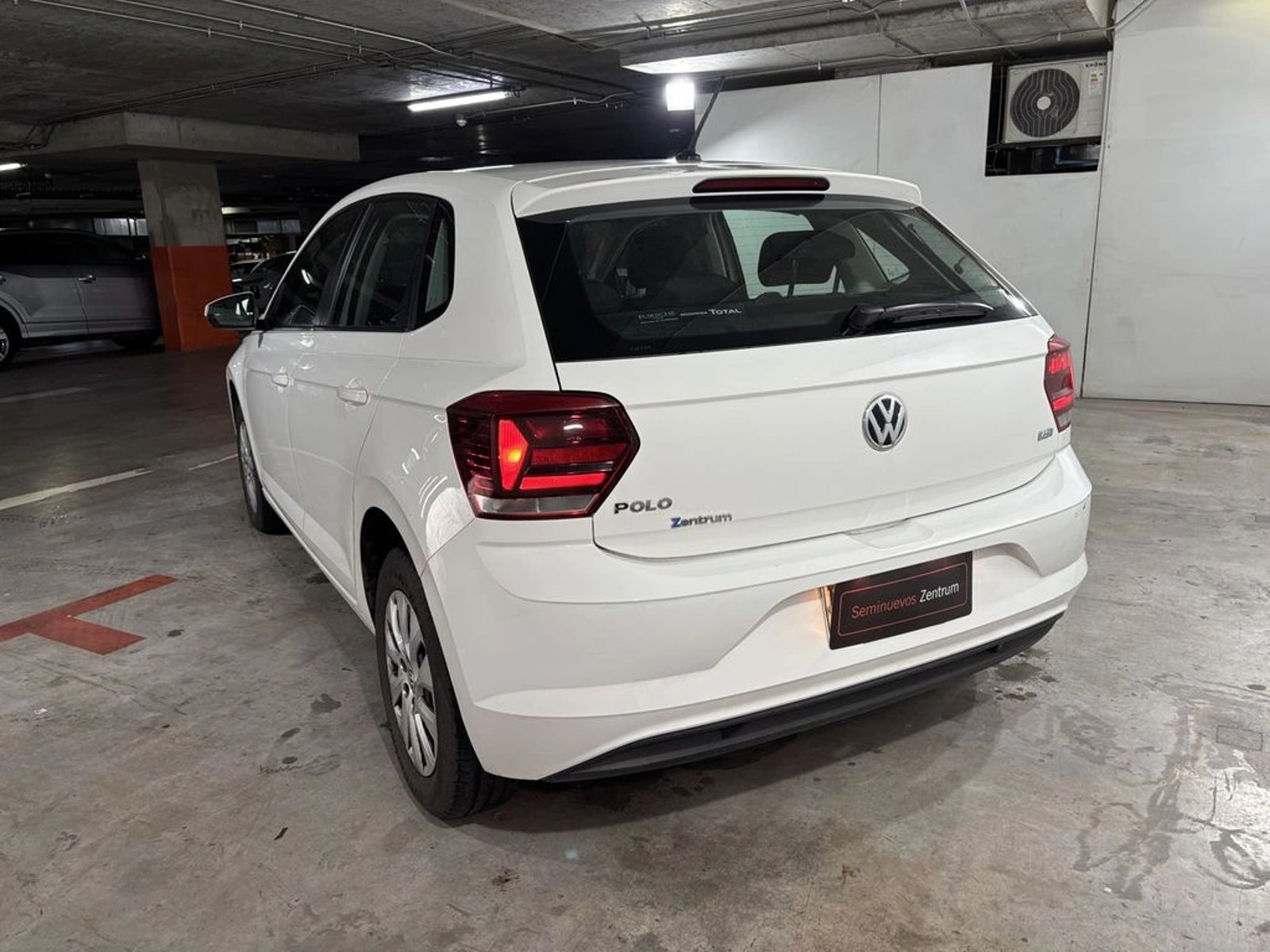 Volkswagen POLO 1.6 TRENDLINE MT 2021 - Foto 4 de 20