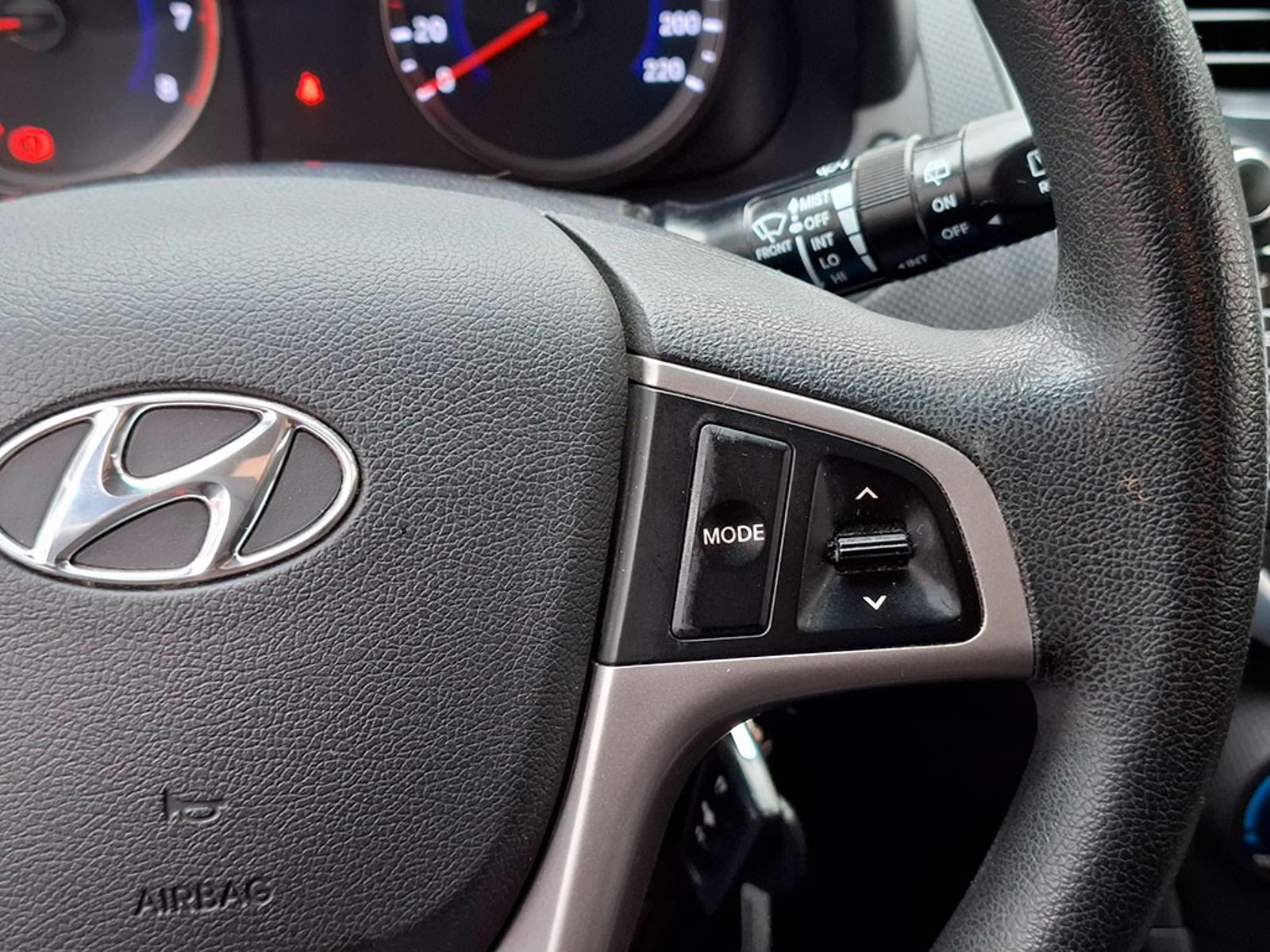 Hyundai ACCENT RB 1.4 2019 - Imagen 12 de 20