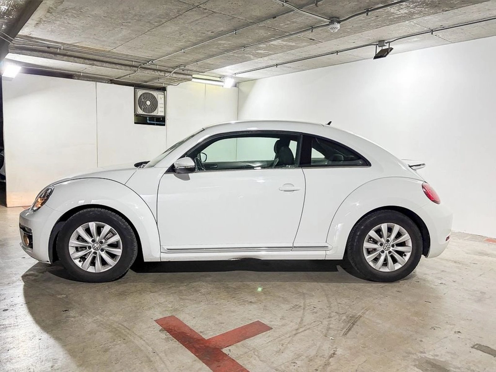 VOLKSWAGEN BEETLE COUPE HB 1.4 AUT 2020 - Imagen 7 de 18