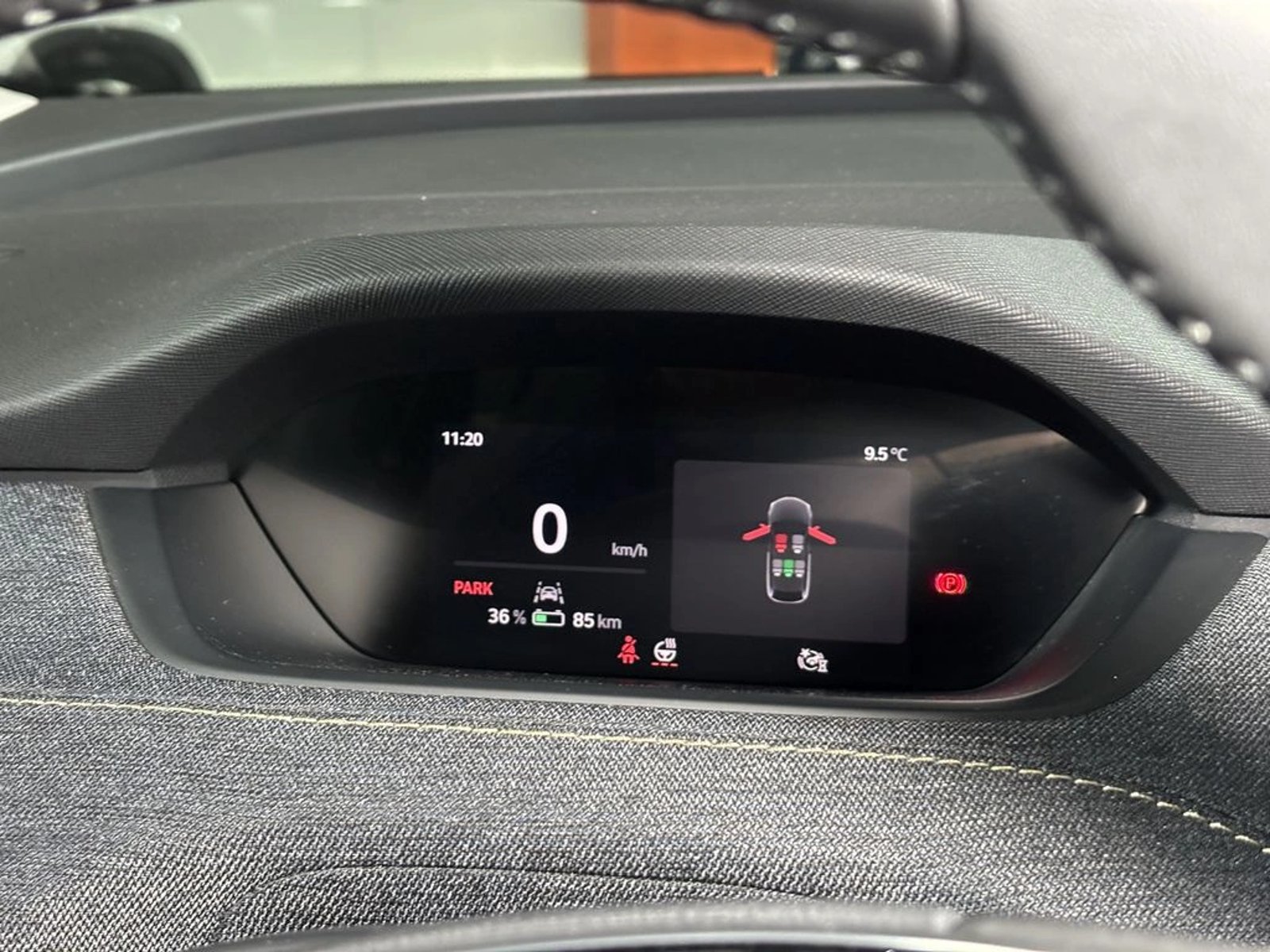 SKODA ELROQ 85 DESIGN RWD AT 5P 2026 - Imagen 15 de 17