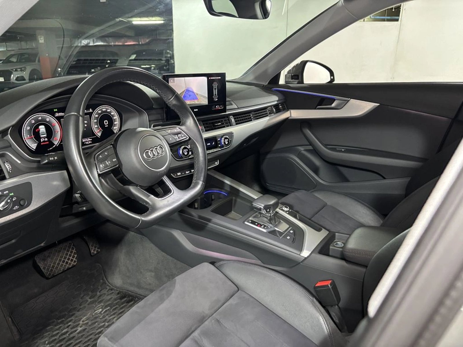 Audi A4 35 TFSI Sport 2023 - Imagen 11 de 20