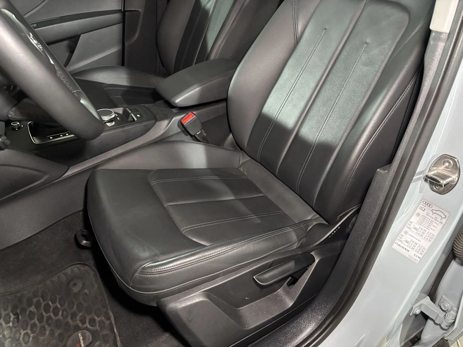 Audi Q2 1.4 35 TFSI 4X2 AT 5P 2023 - Imagen 14 de 19