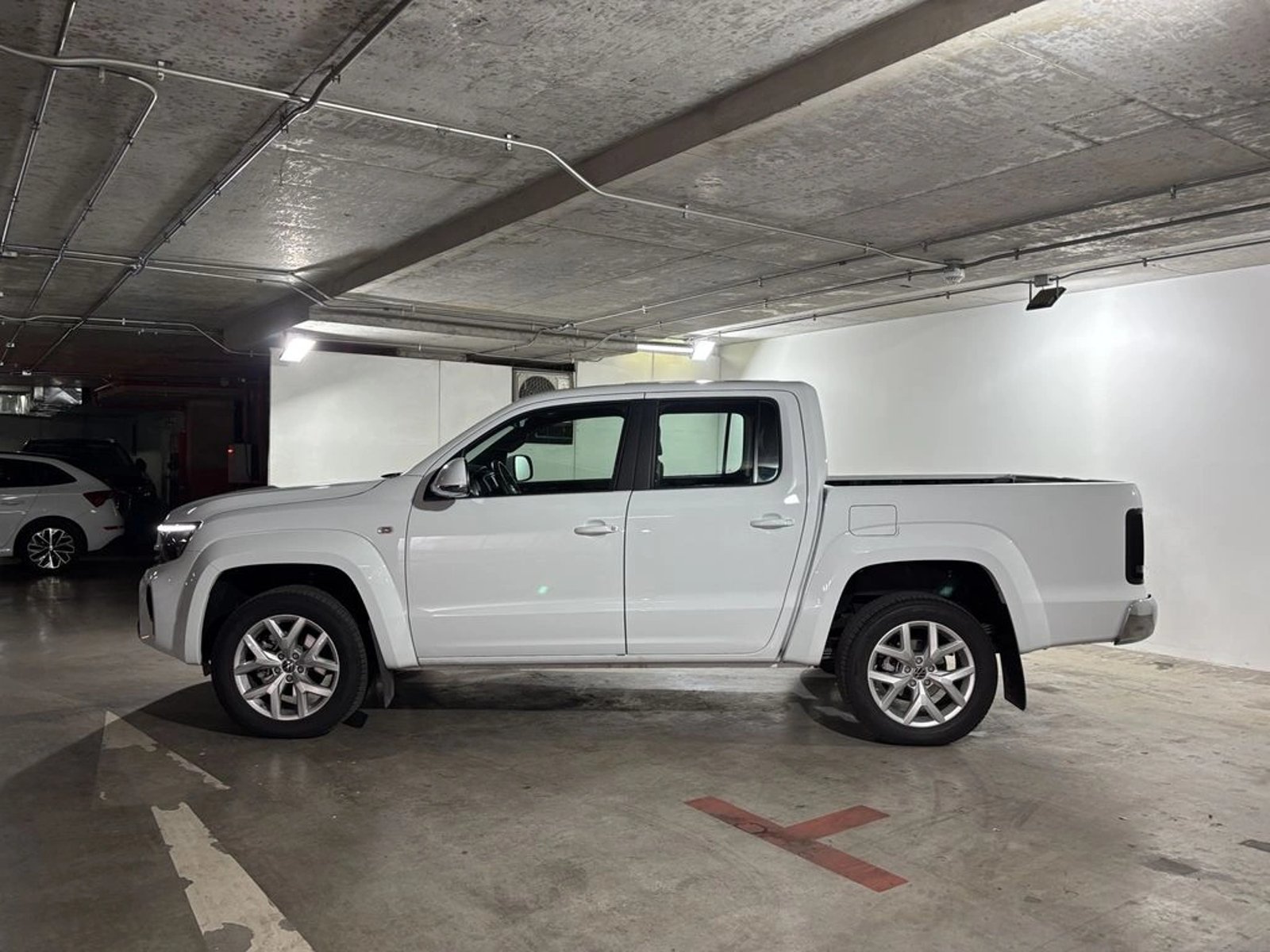 VOLKSWAGEN AMAROK V6 3.0 TDI AT Highline 4Motion 2025 - Imagen 9 de 20
