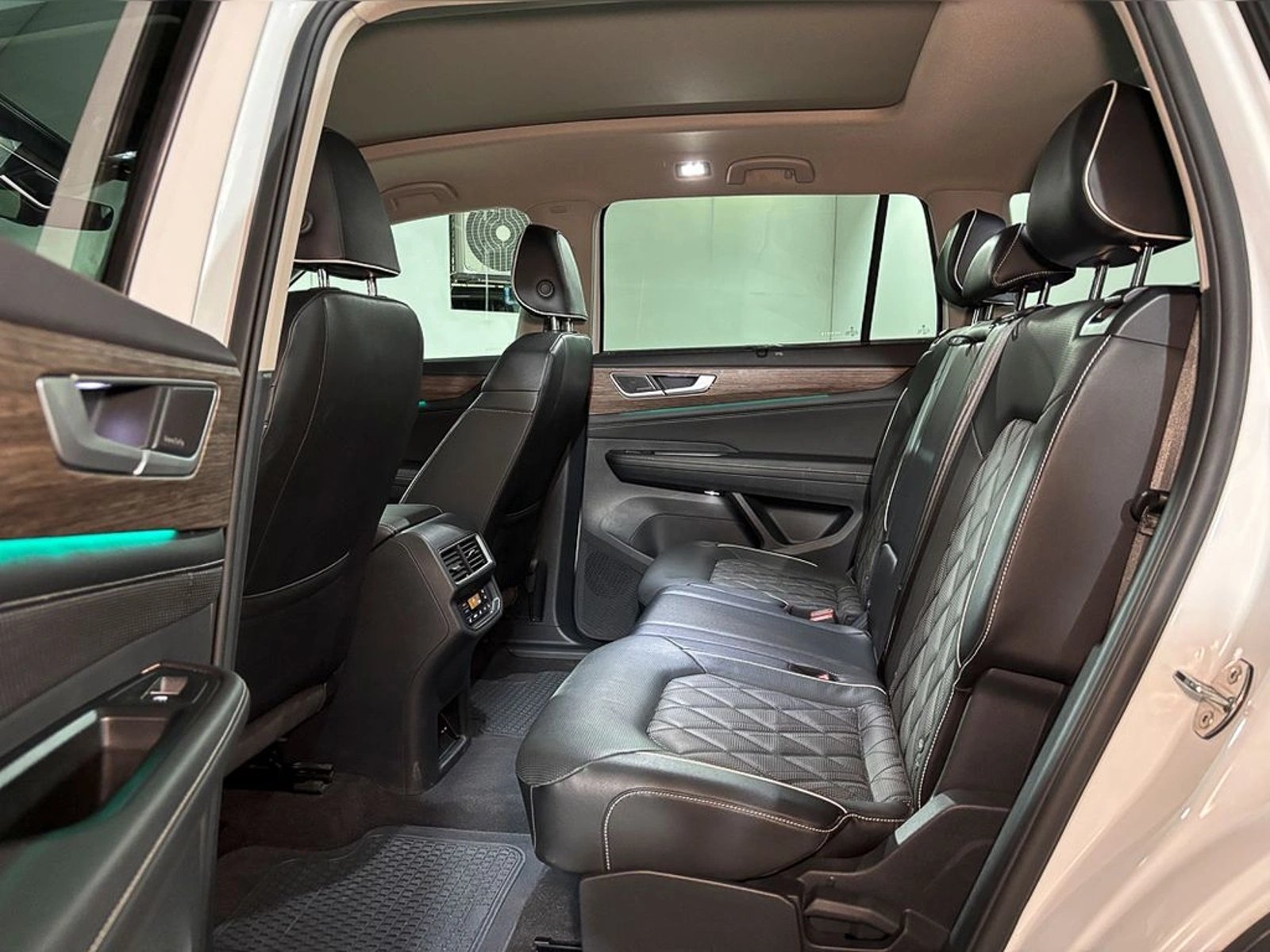 VOLKSWAGEN ATLAS 2.0 TSI LIMITED AT 4X4 2025 - Imagen 12 de 20