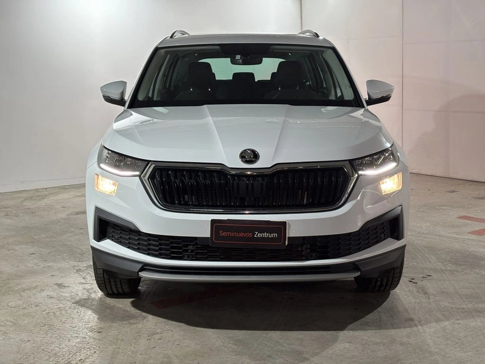 Skoda KODIAQ FL 1.4 TSI AT - Ambition 2025 - Foto 2 de 20