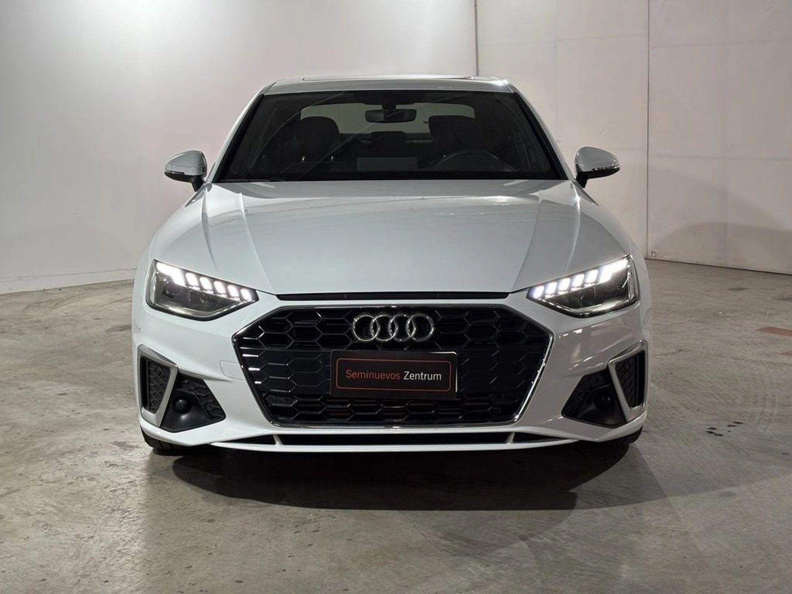 Audi A4 40 TFSI Sport 2025 - Foto 2 de 20