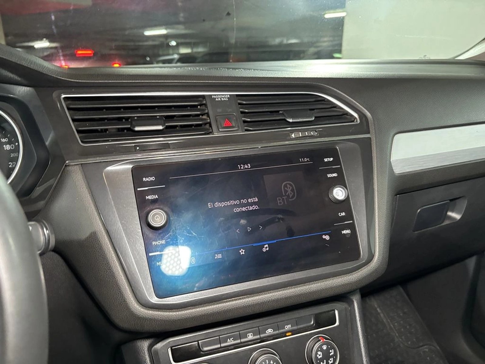 VOLKSWAGEN TIGUAN 1.4 TSI TRENDLINE 4X2 150 HP AT 5P 2022 - Imagen 14 de 17