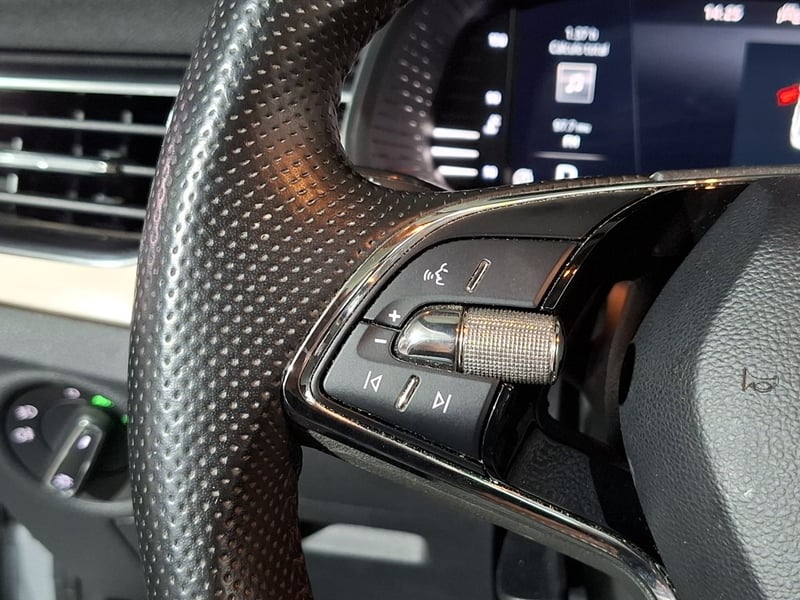 Skoda SCALA 1.5 TSI AT - Style 2024 - Imagen 15 de 19