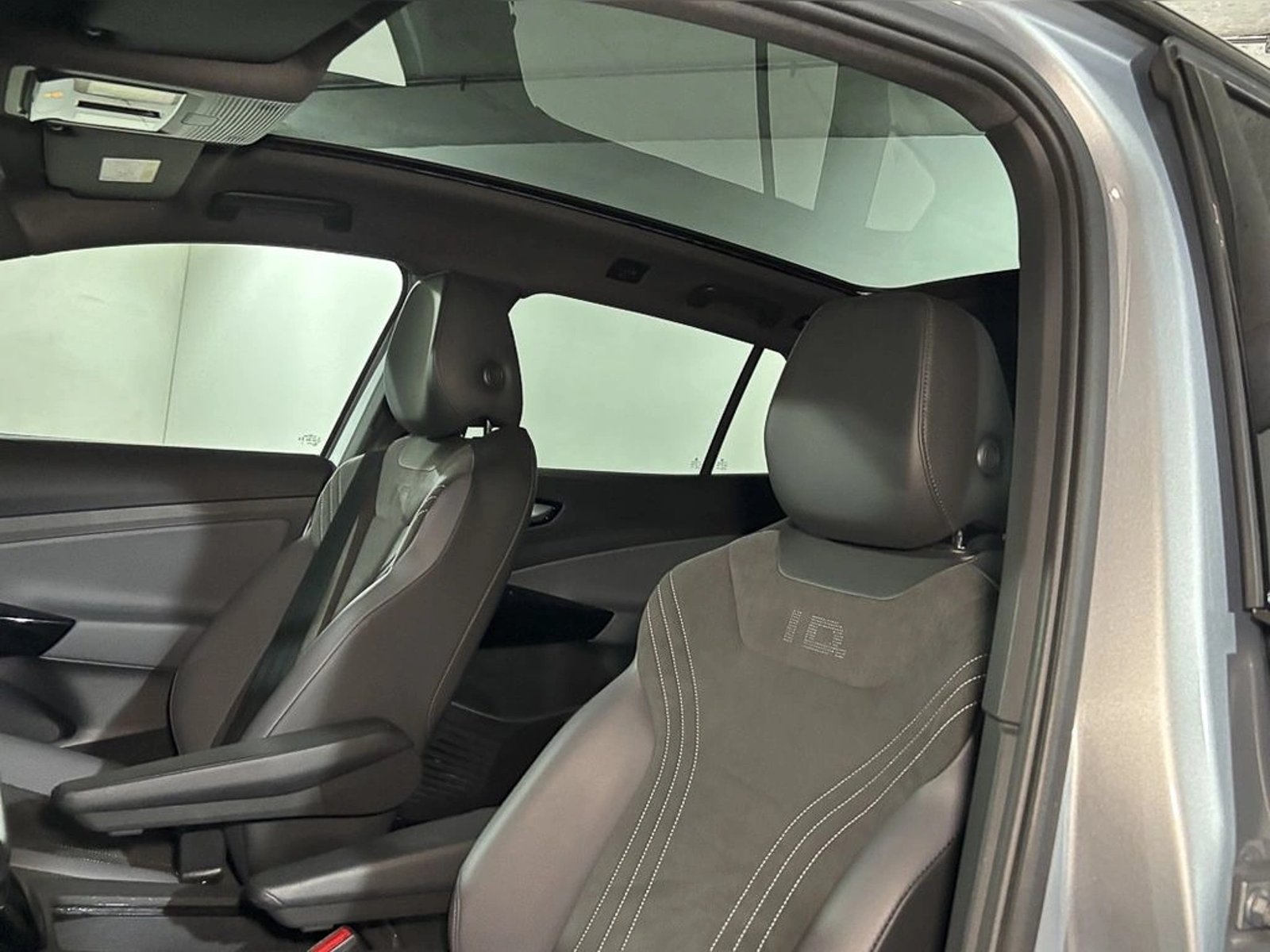 VOLKSWAGEN ID4 ID4 PRO AUT 2025 - Imagen 10 de 17