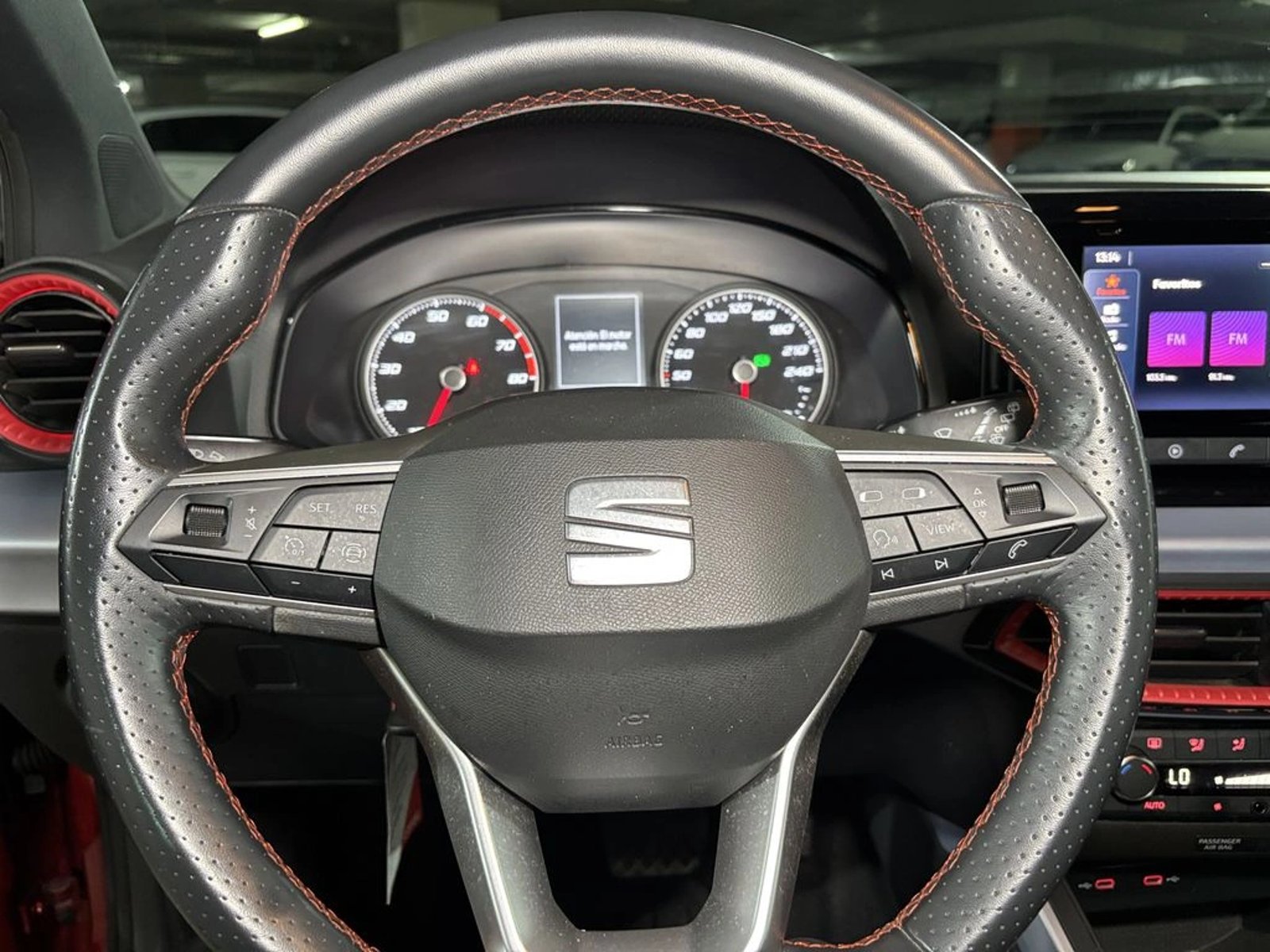 SEAT ARONA 1.6 STYLE AT 2023 - Imagen 14 de 16